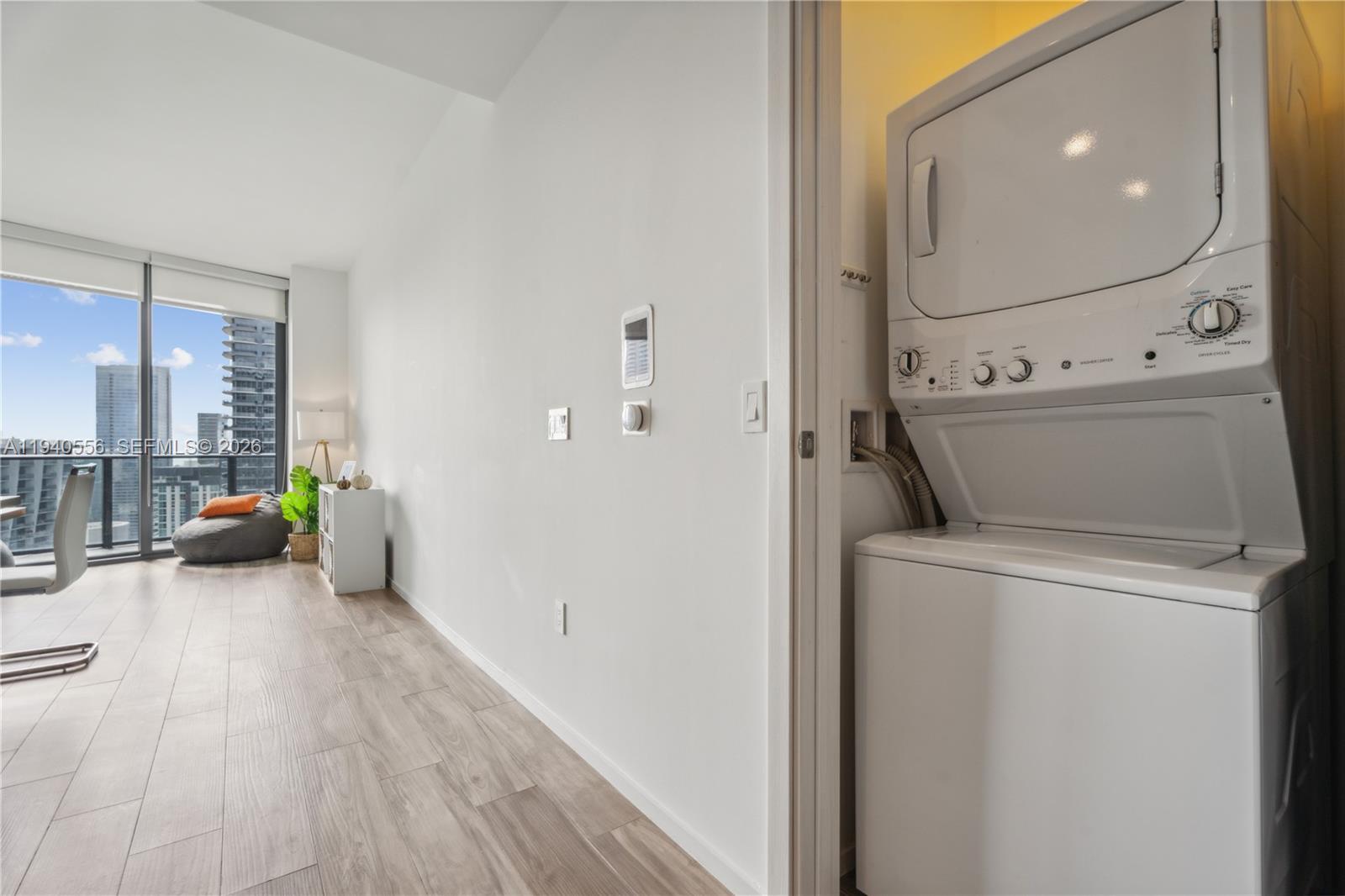 801 SMA RESIDENCES CONDO - Residential Lease