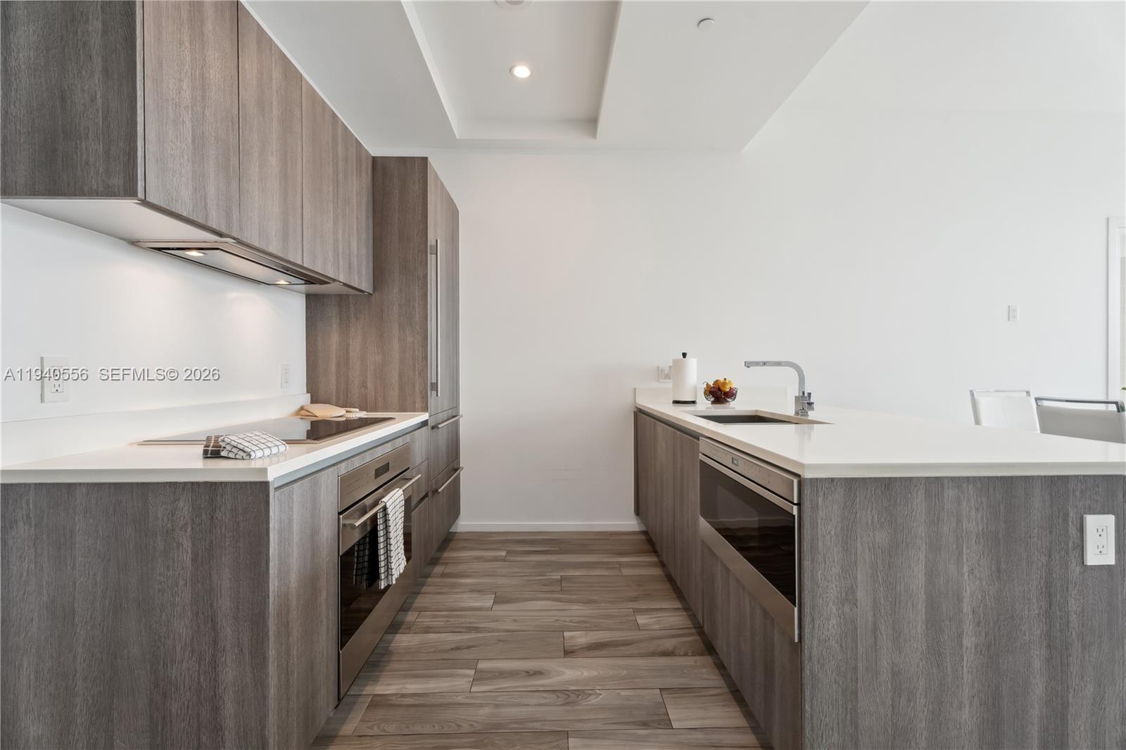 801 SMA RESIDENCES CONDO - Residential Lease