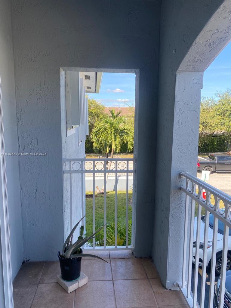 GRATIGNY VILLAS CONDO - Residential