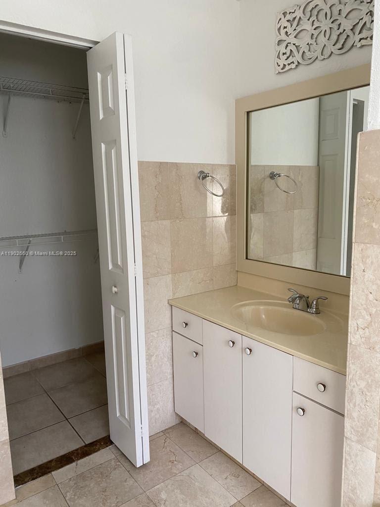 GRATIGNY VILLAS CONDO - Residential