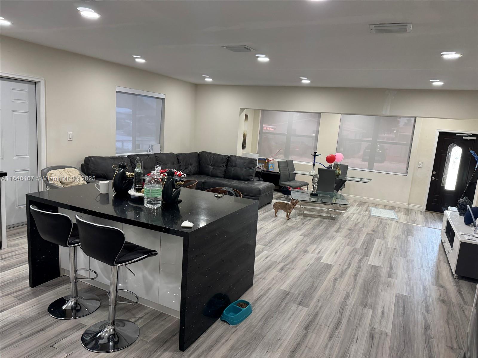 BRADLEY MANOR 3RD ADDN - Residential