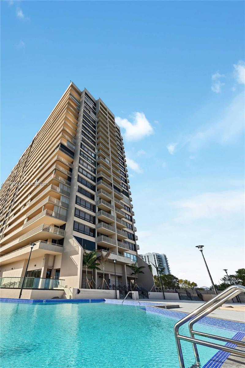 JOCKEY CLUB III CONDO - Residential