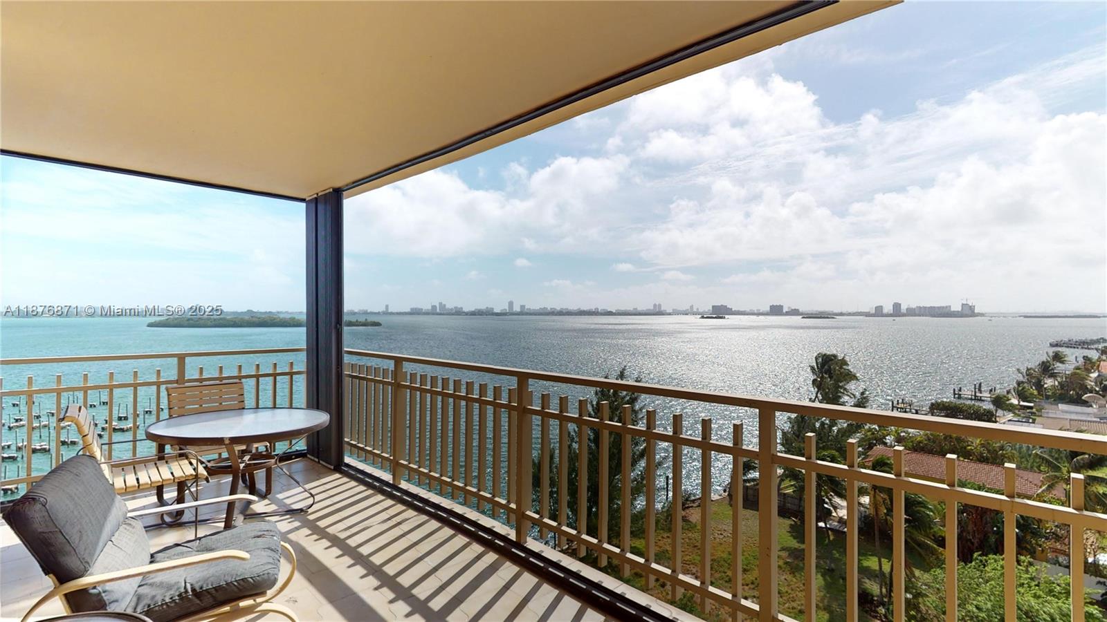 11113 Biscayne Blvd 757