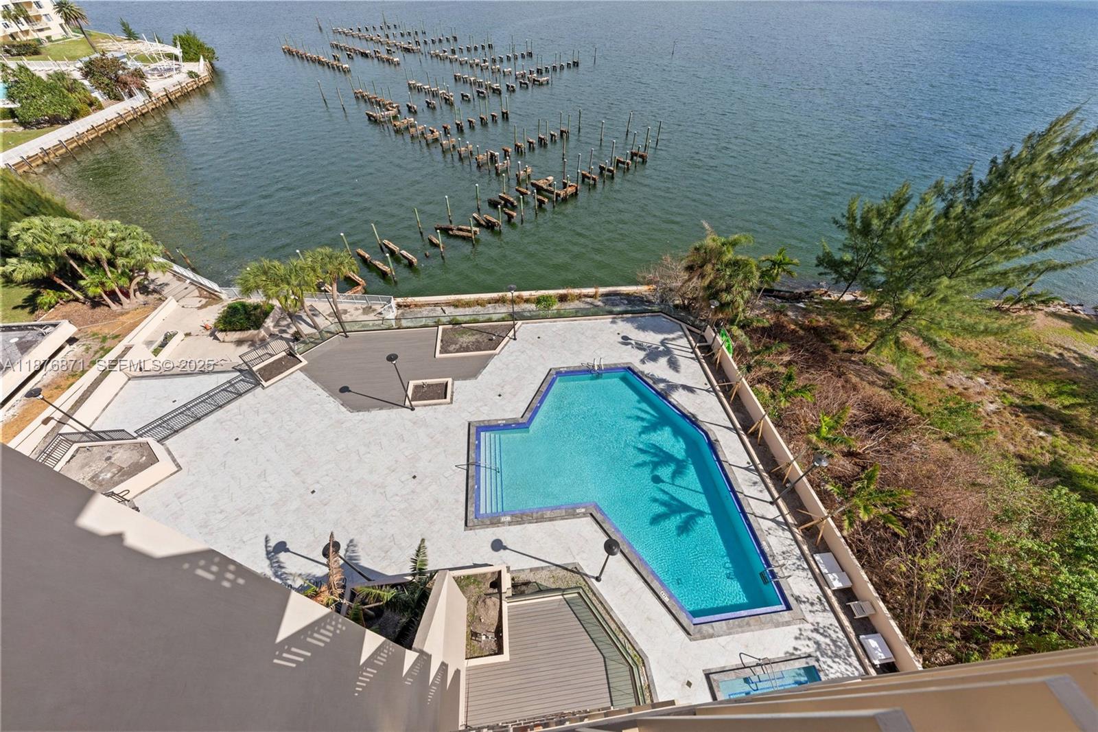 JOCKEY CLUB III CONDO - Residential