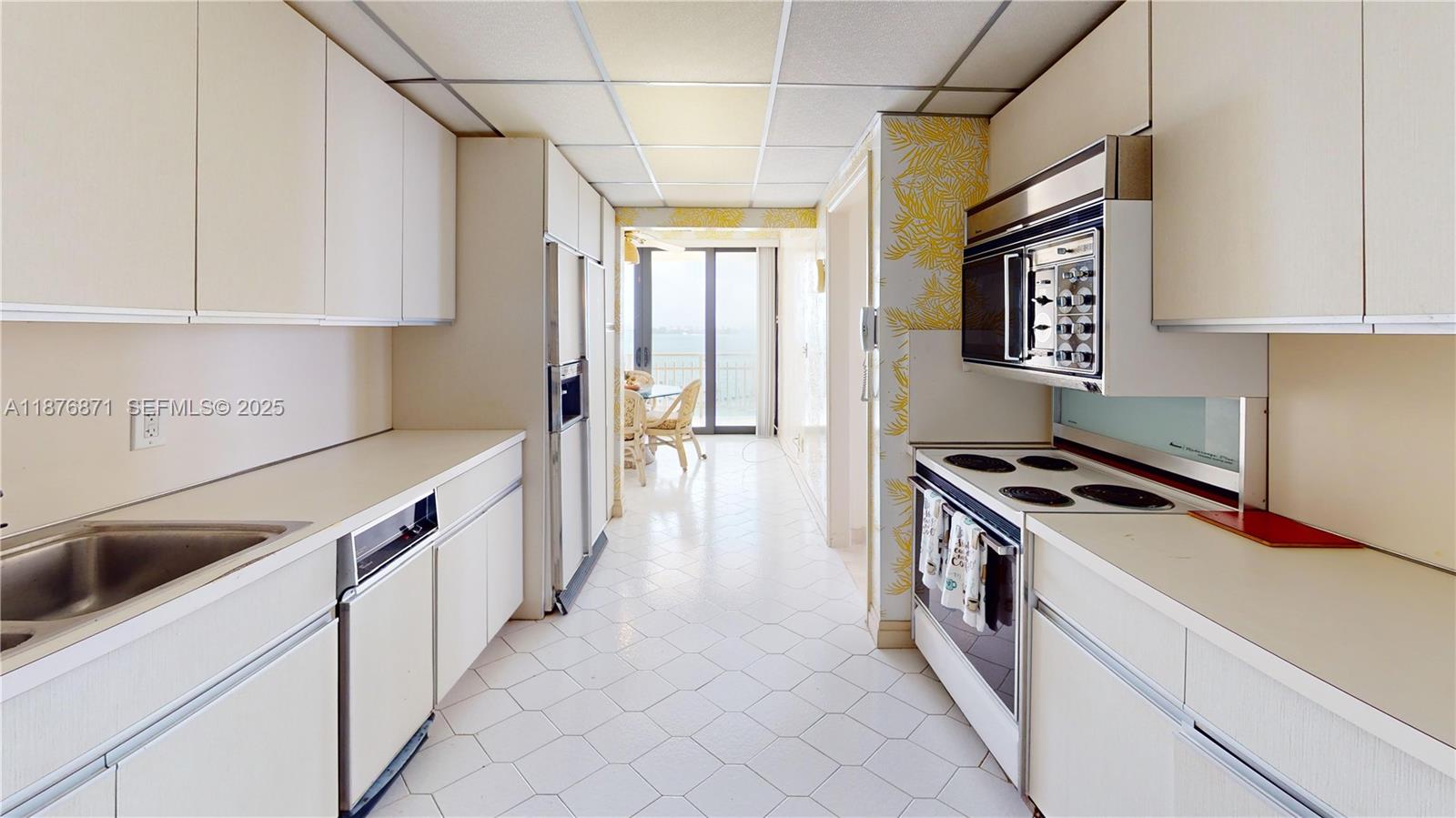 JOCKEY CLUB III CONDO - Residential