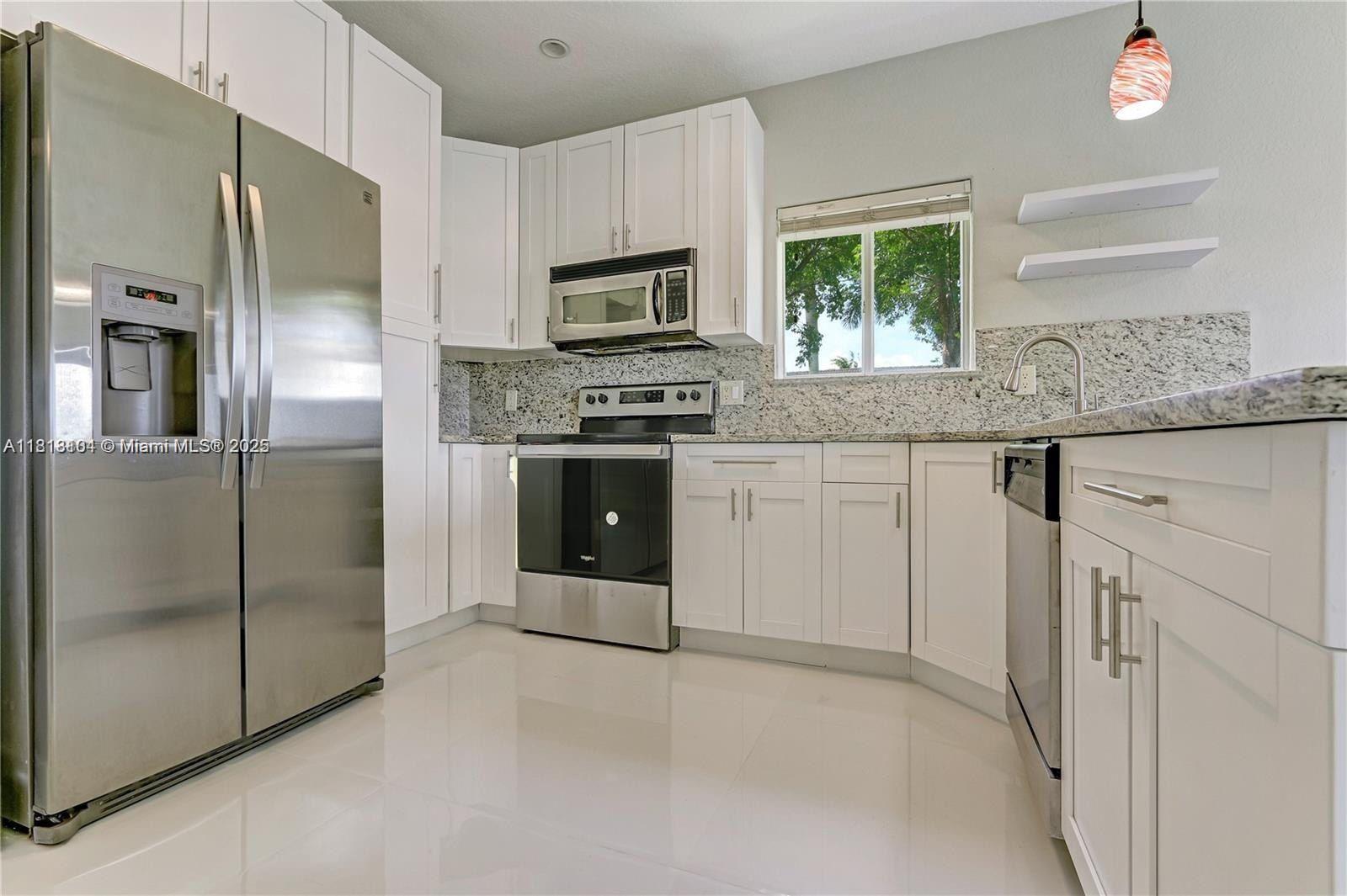 TENNESSEE ESTATES - Residential Lease
