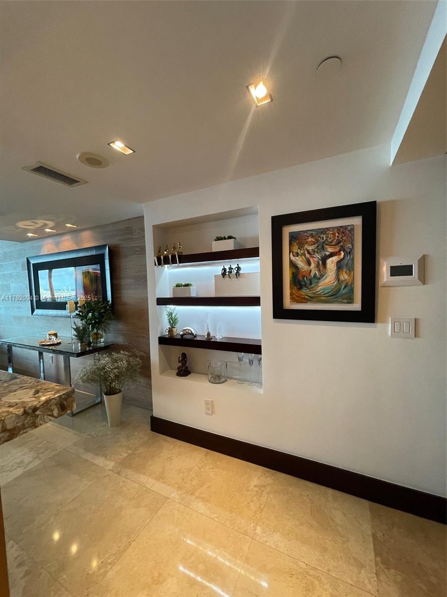 JADE RESIDENCES AT BRICKE - Residential