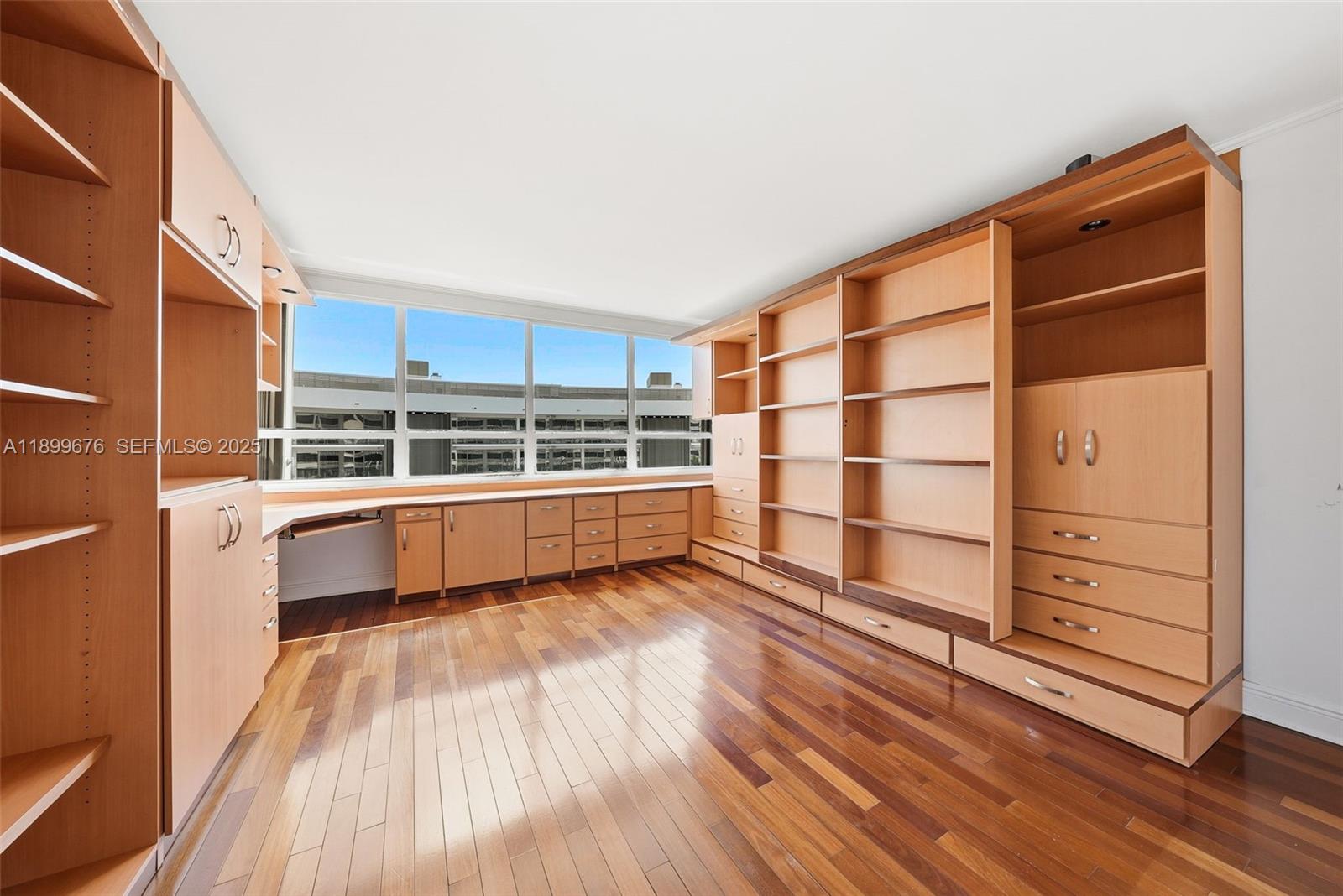 GROVE ISLE CONDO - Residential