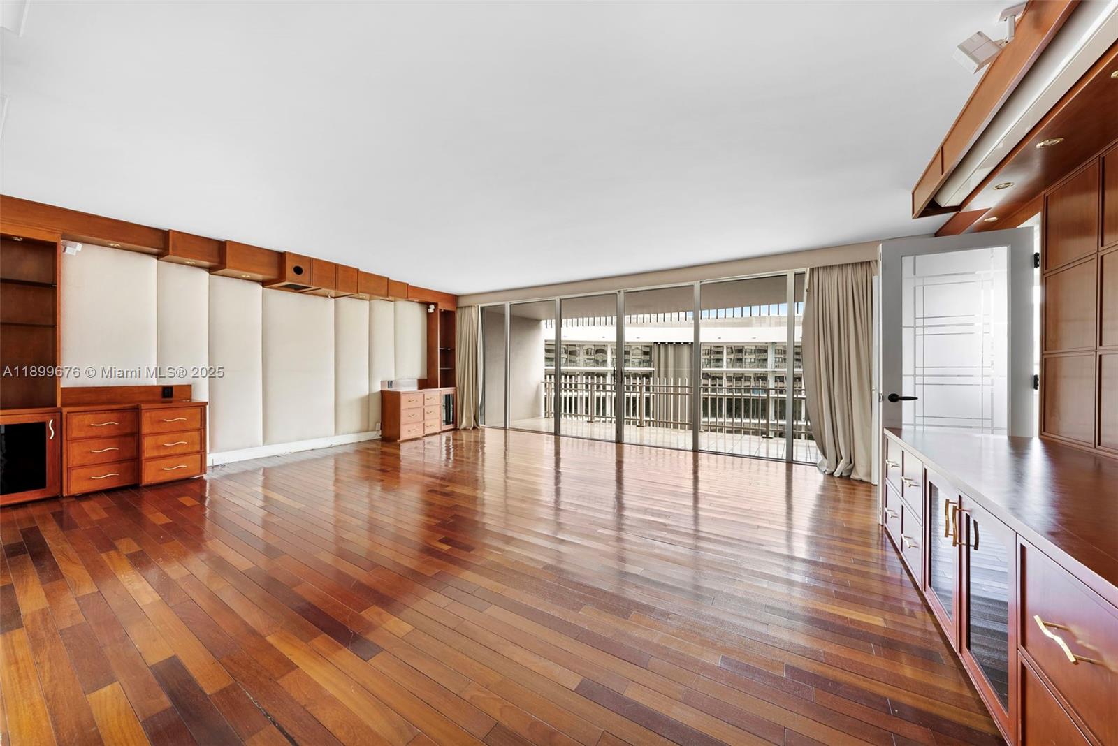 GROVE ISLE CONDO - Residential