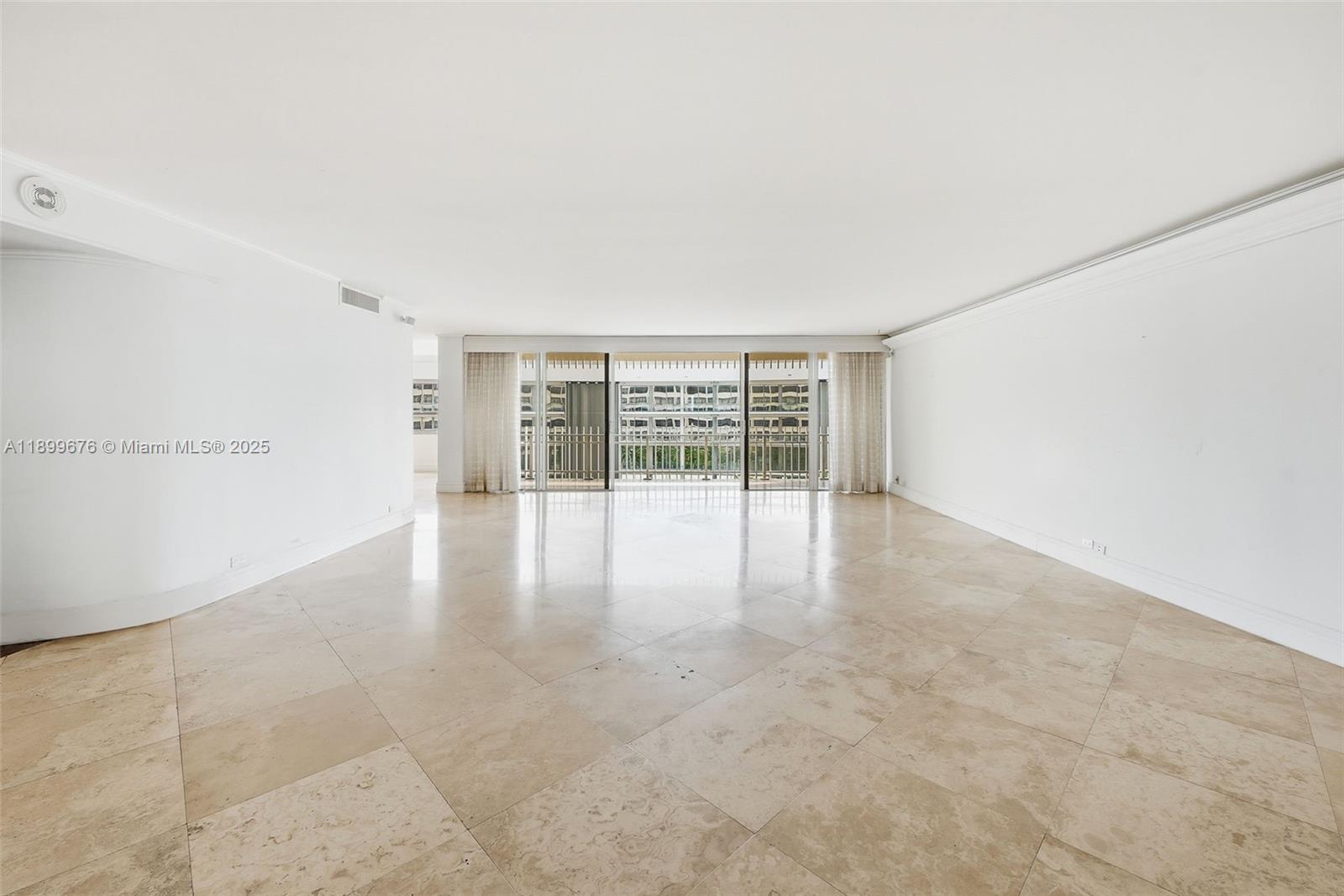 3 Grove Isle Dr C605