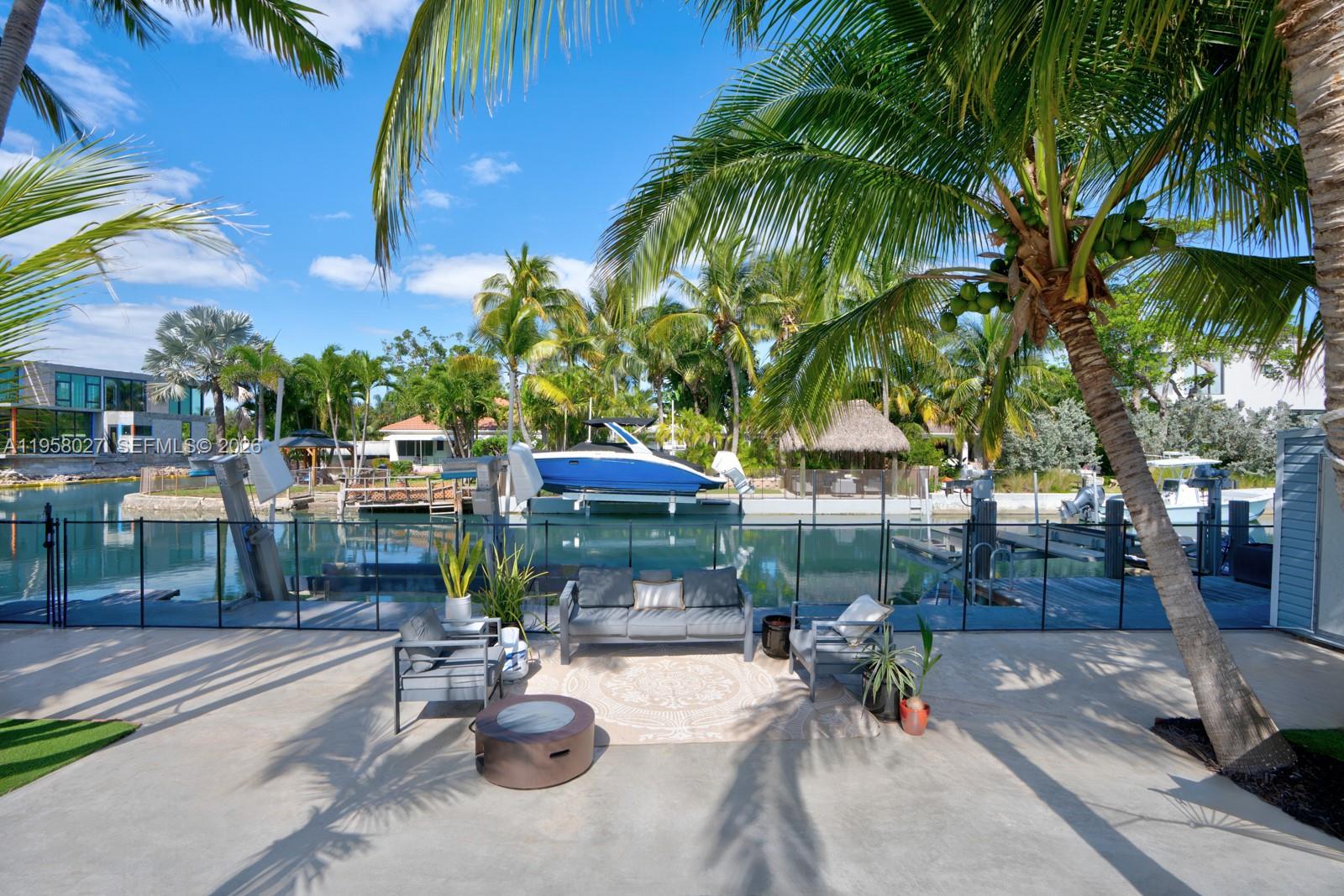 BISCAYNE POINT - Residential