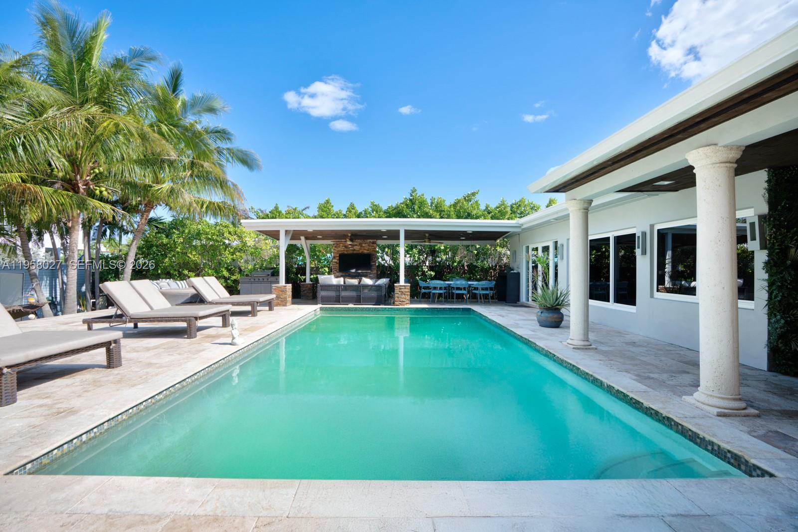 BISCAYNE POINT - Residential