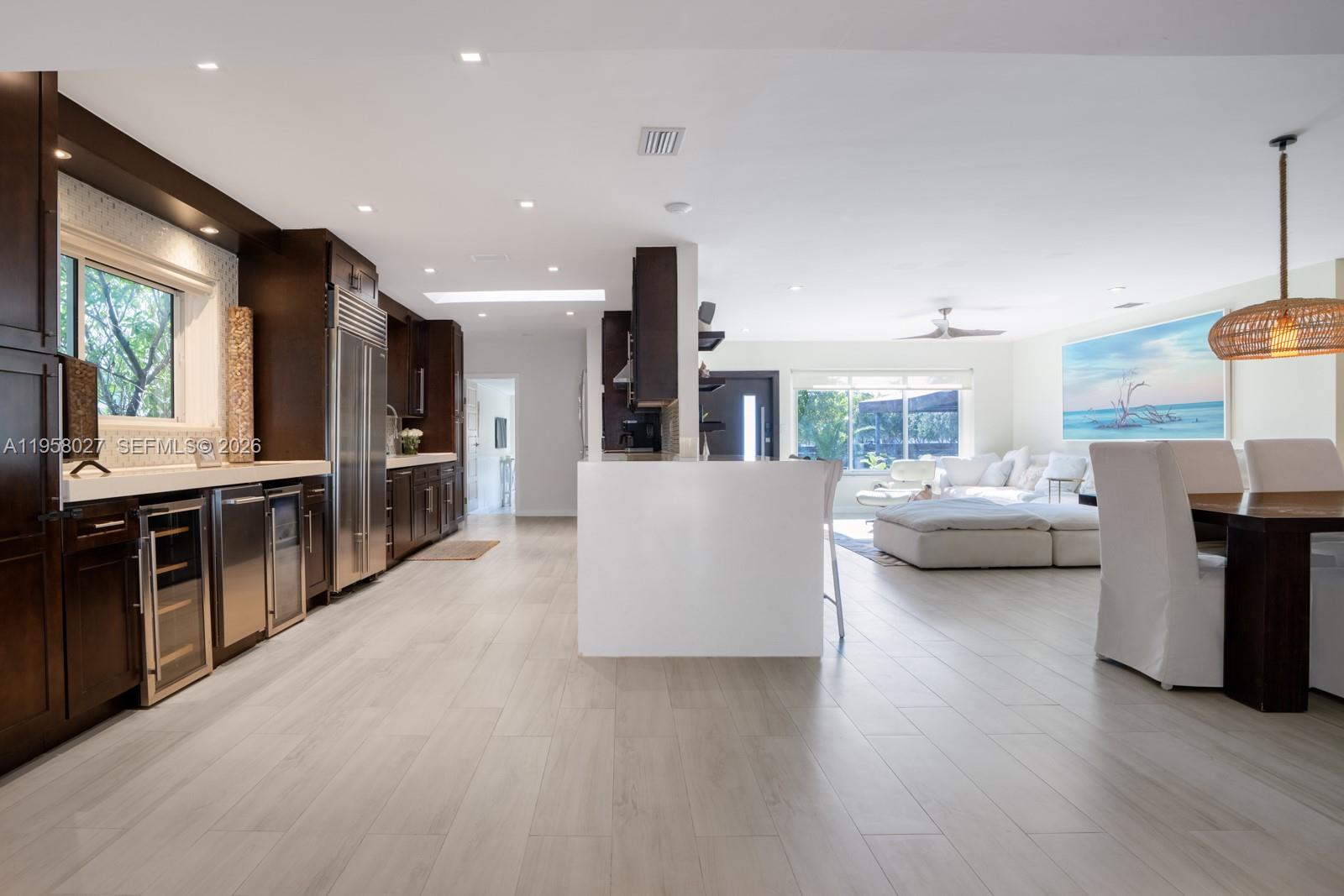 BISCAYNE POINT - Residential
