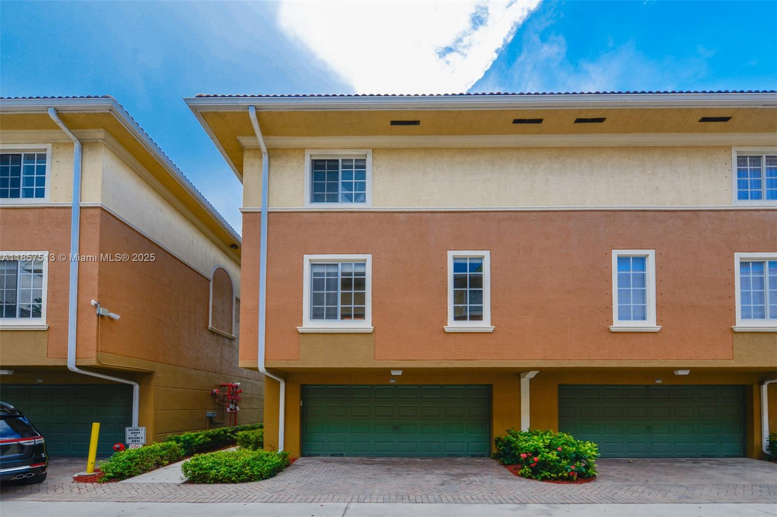 AVENTI AT AVENTURA CONDO - Residential