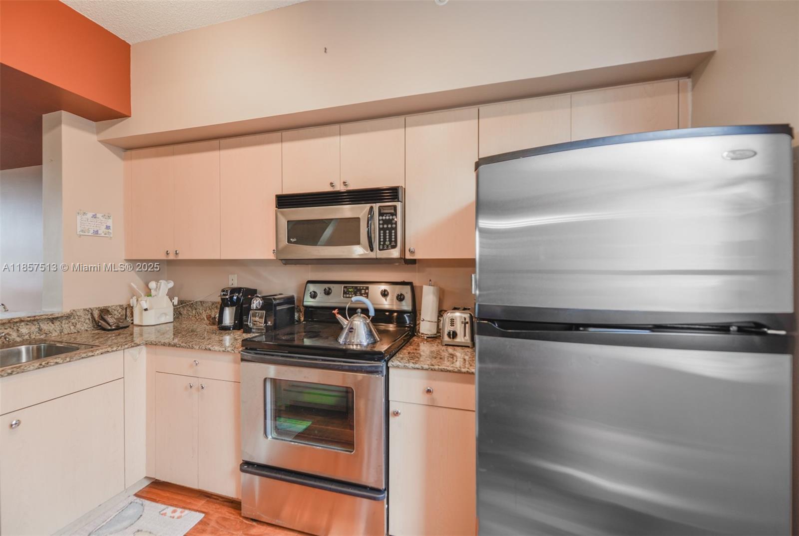 AVENTI AT AVENTURA CONDO - Residential