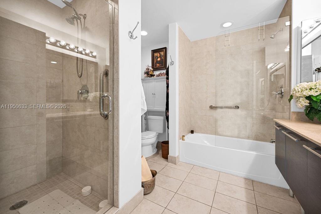 QUANTUM ON THE BAY CONDO - Residential