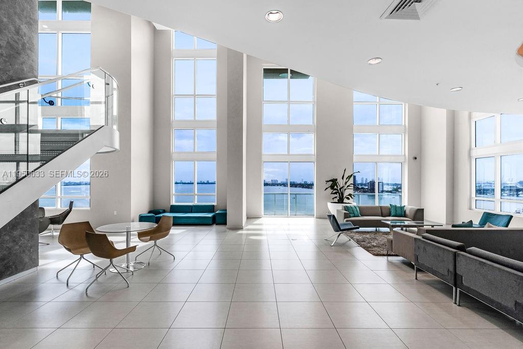 QUANTUM ON THE BAY CONDO - Residential