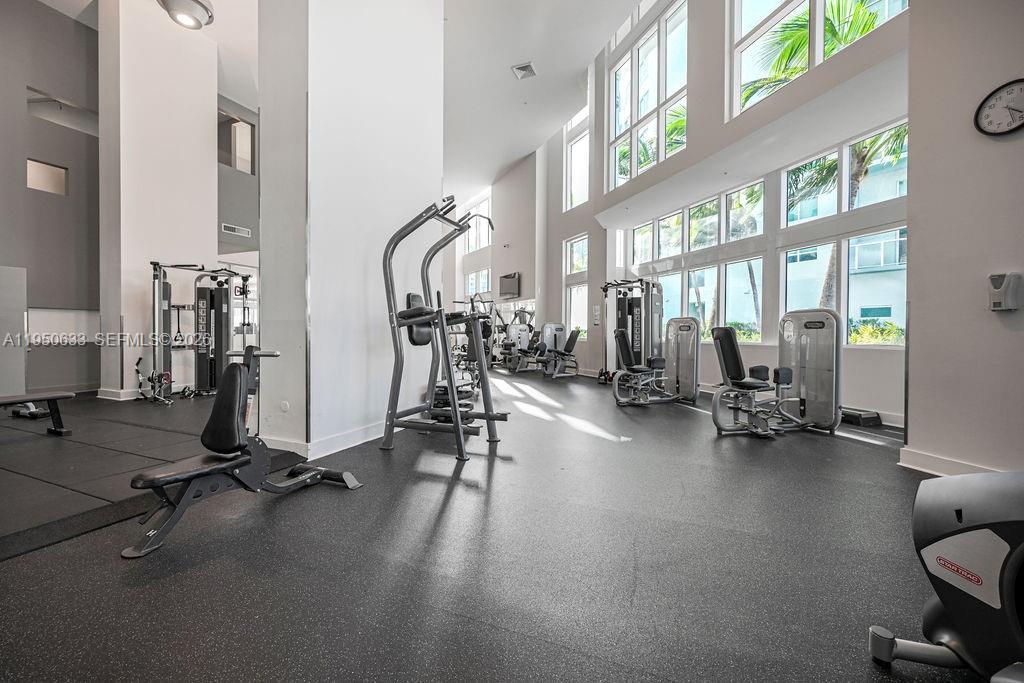 QUANTUM ON THE BAY CONDO - Residential