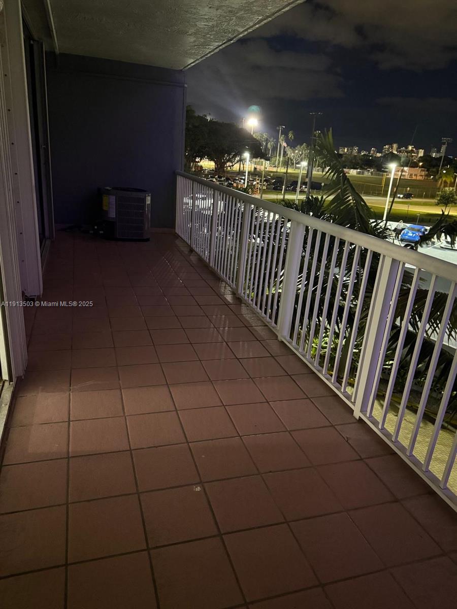 ISLA DEL MAR CONDO - Residential Lease