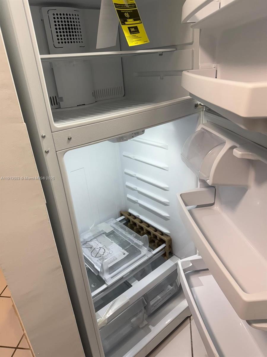 ISLA DEL MAR CONDO - Residential Lease