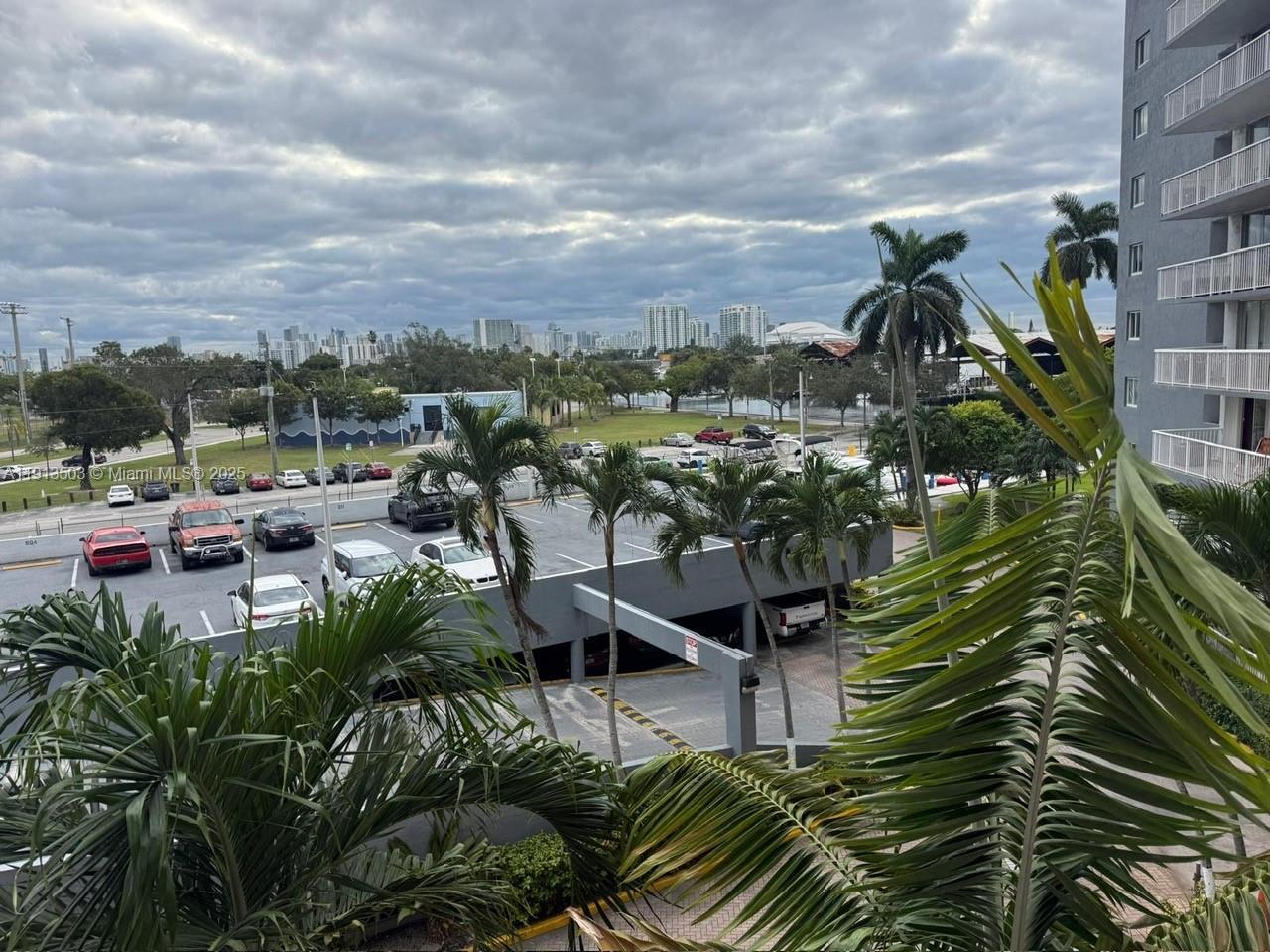 ISLA DEL MAR CONDO - Residential Lease