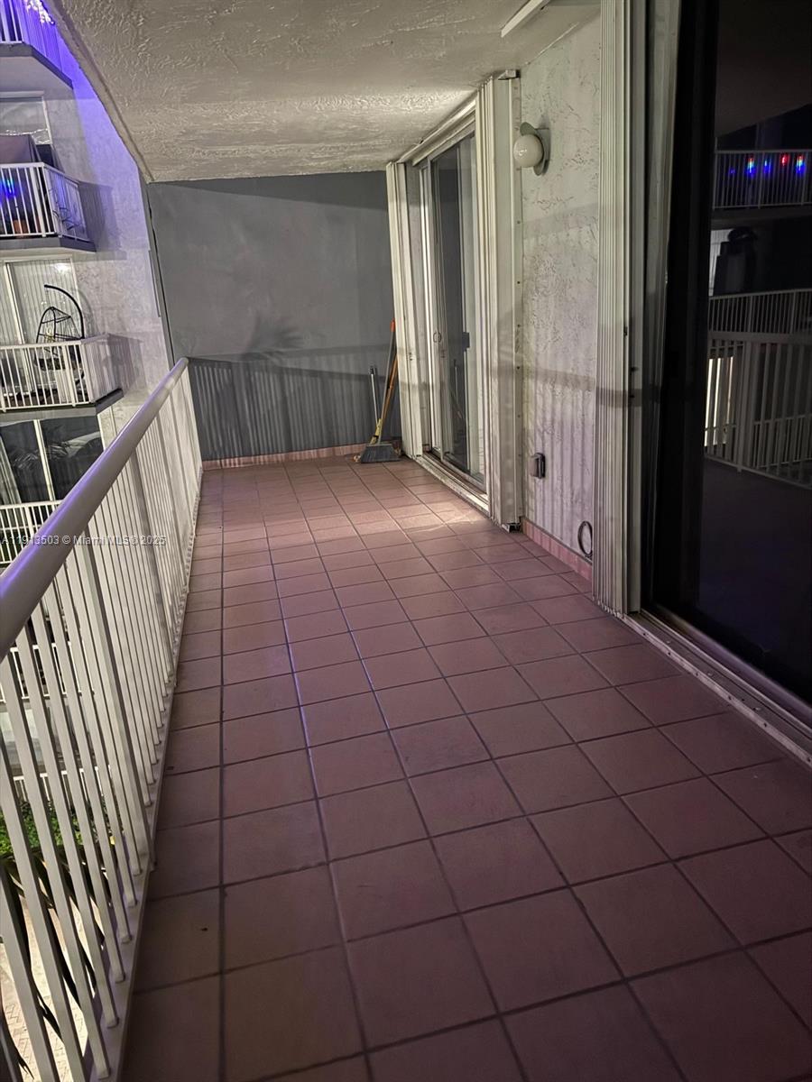 ISLA DEL MAR CONDO - Residential Lease