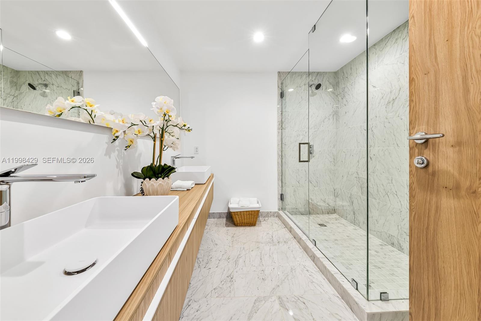 Onda Condo - Residential