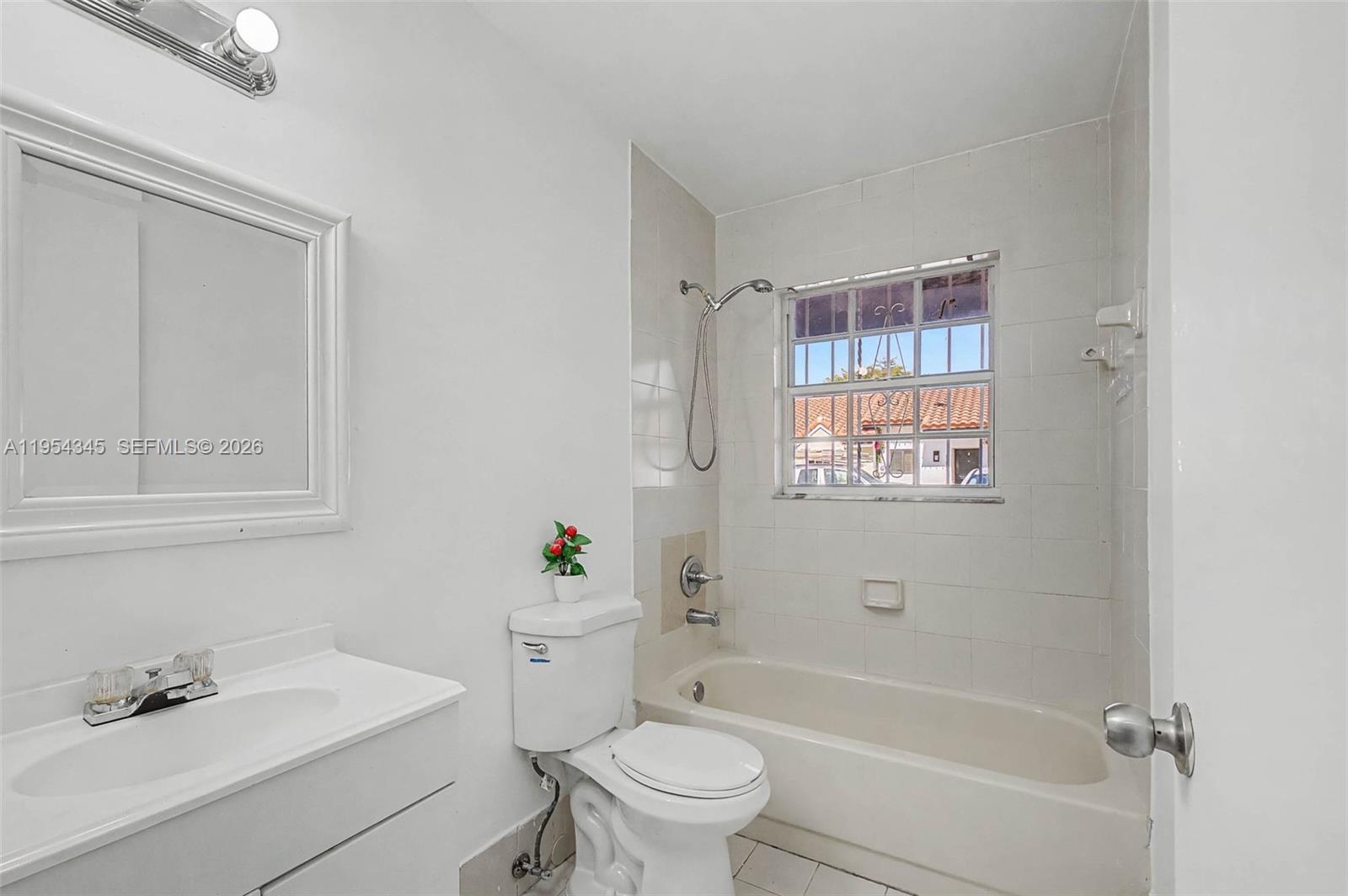 BRISTOL PARK - Residential