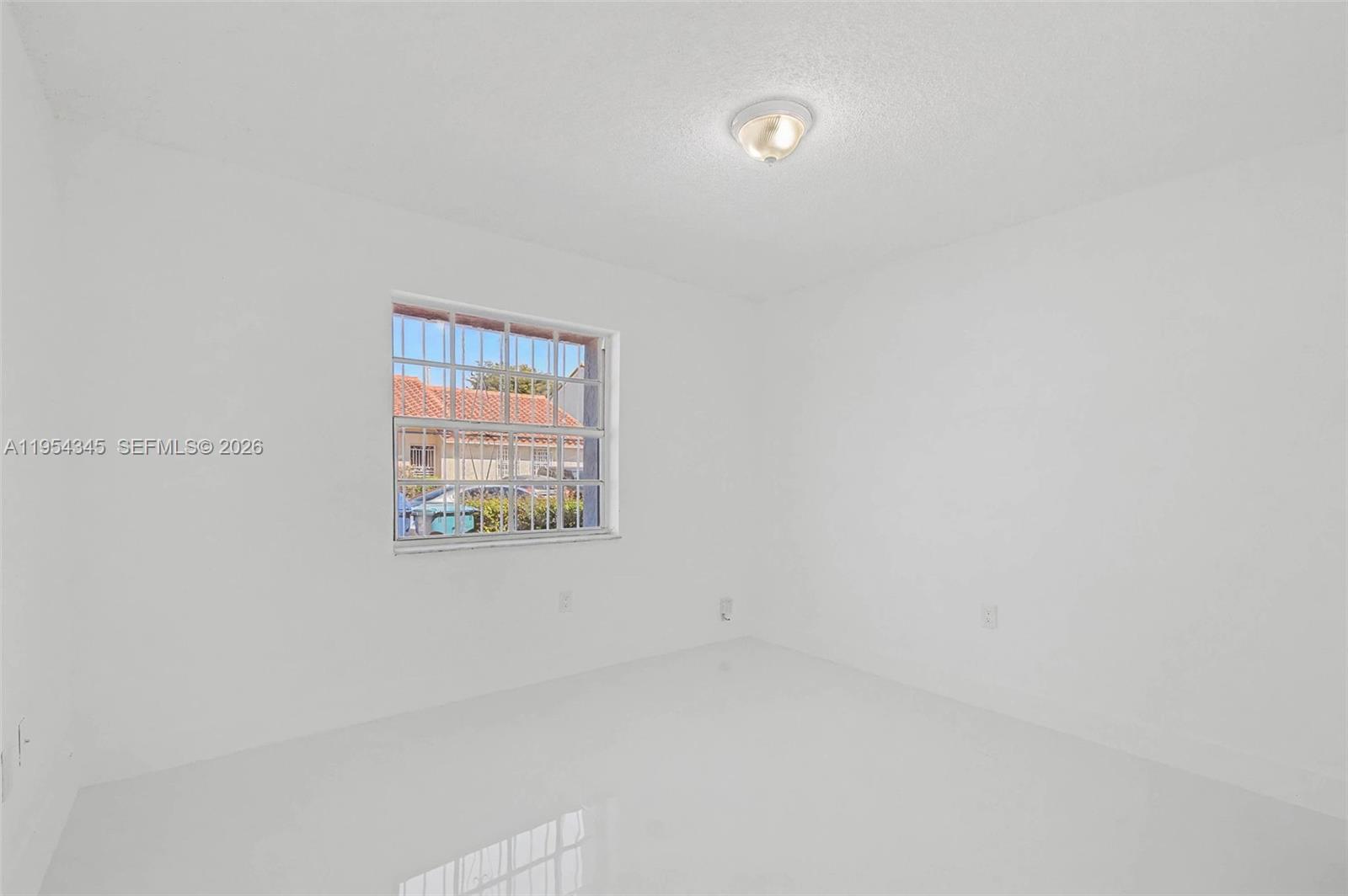 BRISTOL PARK - Residential