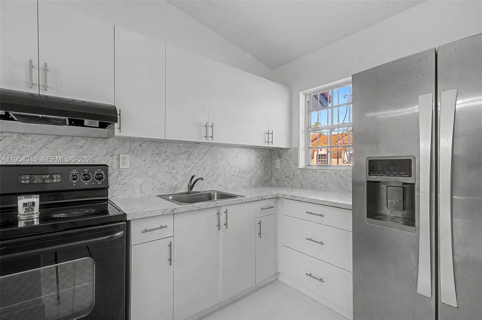 BRISTOL PARK - Residential