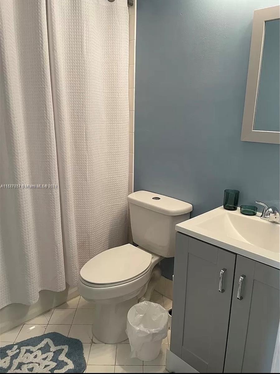 FLORIDIAN ISLES - Residential Lease