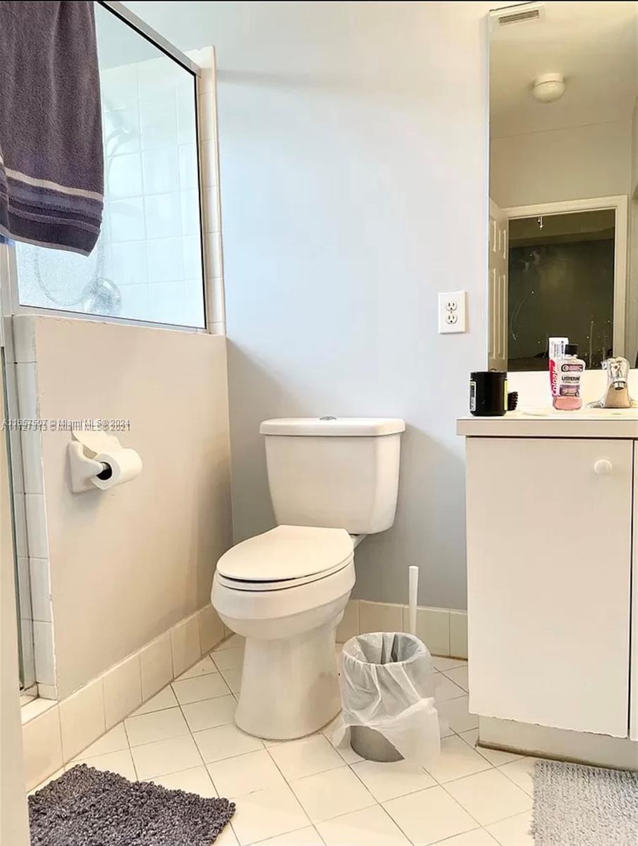 FLORIDIAN ISLES - Residential Lease