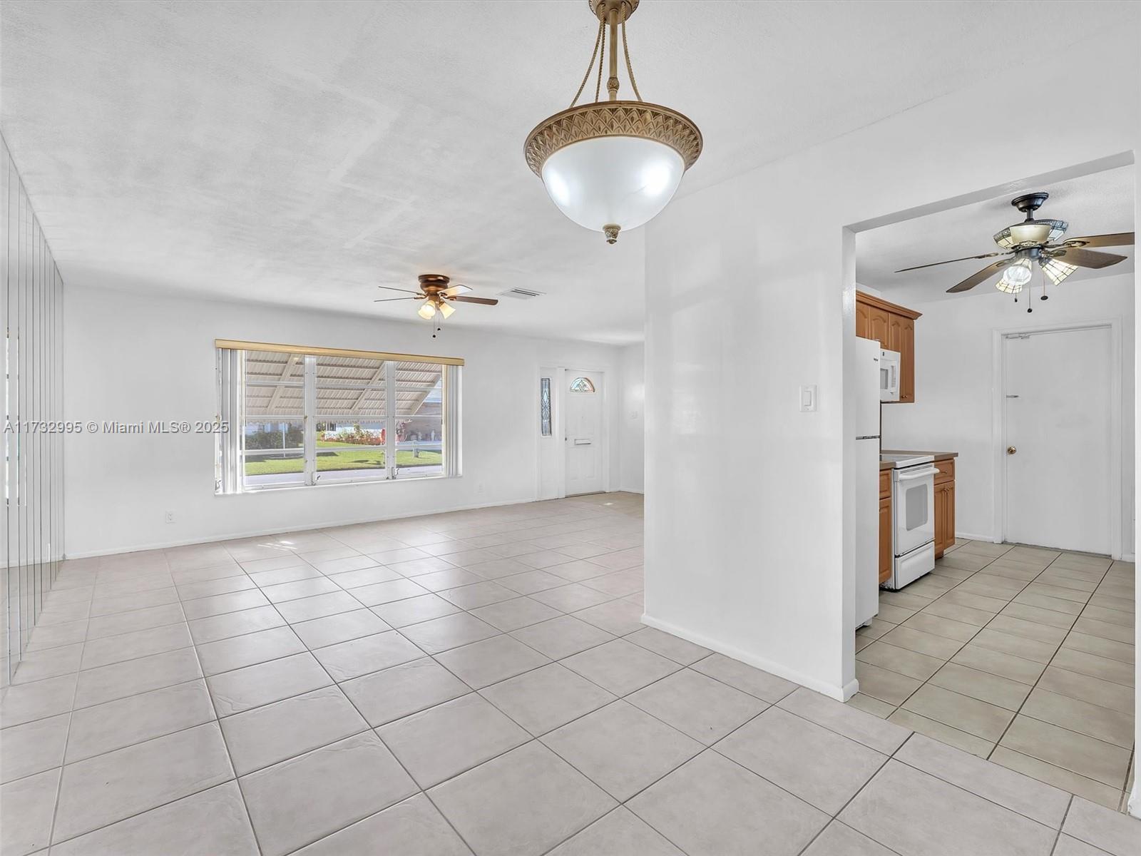MAINLANDS OF TAMARAC LAKE - Residential