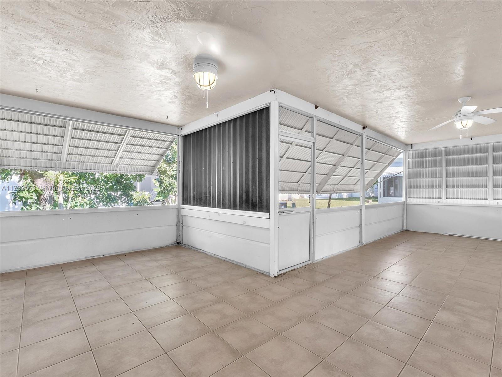 MAINLANDS OF TAMARAC LAKE - Residential