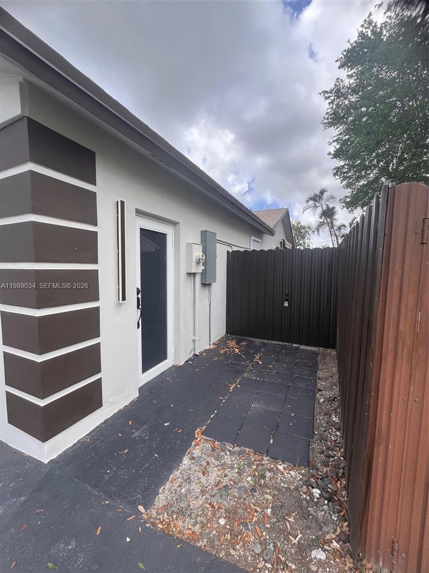 Completely renovated efficiency available for rent in the desirable Hialeah area! This unit features a modern design with brand-new finishes throughout, including a modern kitchenette with updated appliances, an updated bathroom, and new flooring. Enjoy a fresh, clean, and comfortable living space—this is the first time the unit is being offered for rent. Conveniently located near major highways, shopping centers, dining, and more. Move-in ready and easy to show!