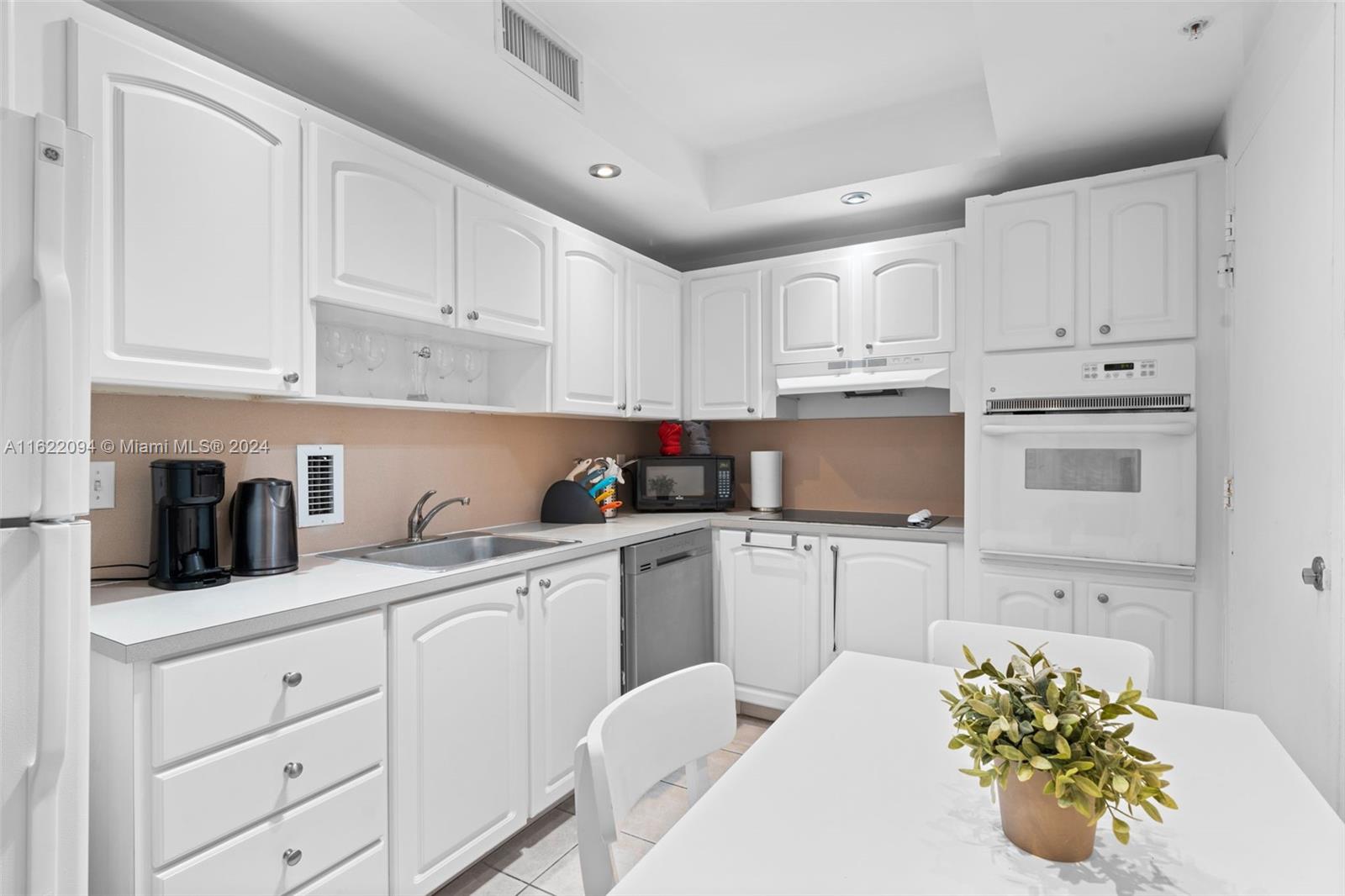 SIAN OCEAN RESIDENCES CON - Residential