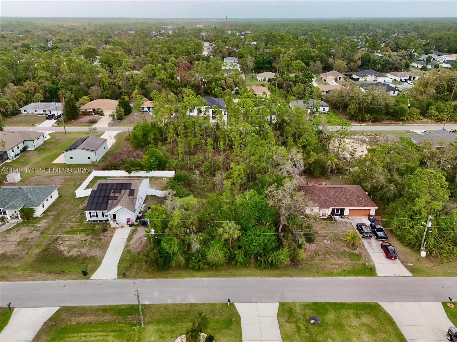 PORT CHARLOTTE - Land