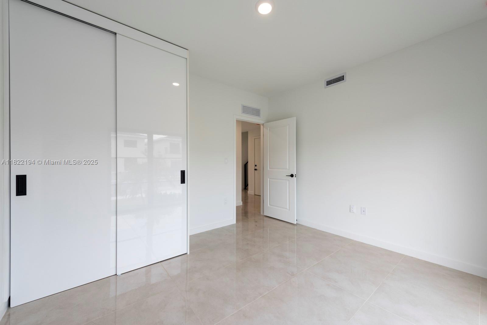 On Alba ONX Homes - Residential