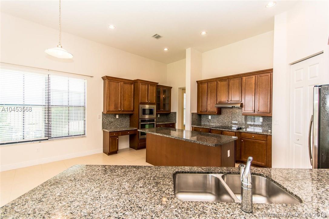 MONTERRA PLAT 175-155 B - Residential Lease