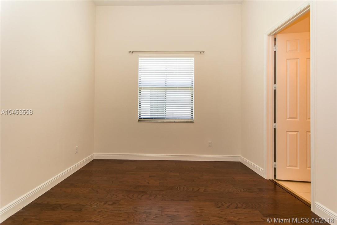 MONTERRA PLAT 175-155 B - Residential Lease