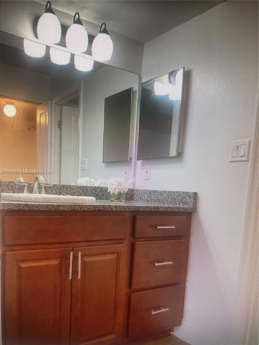 STERLING VILLAGES OF PALM - Residential Lease