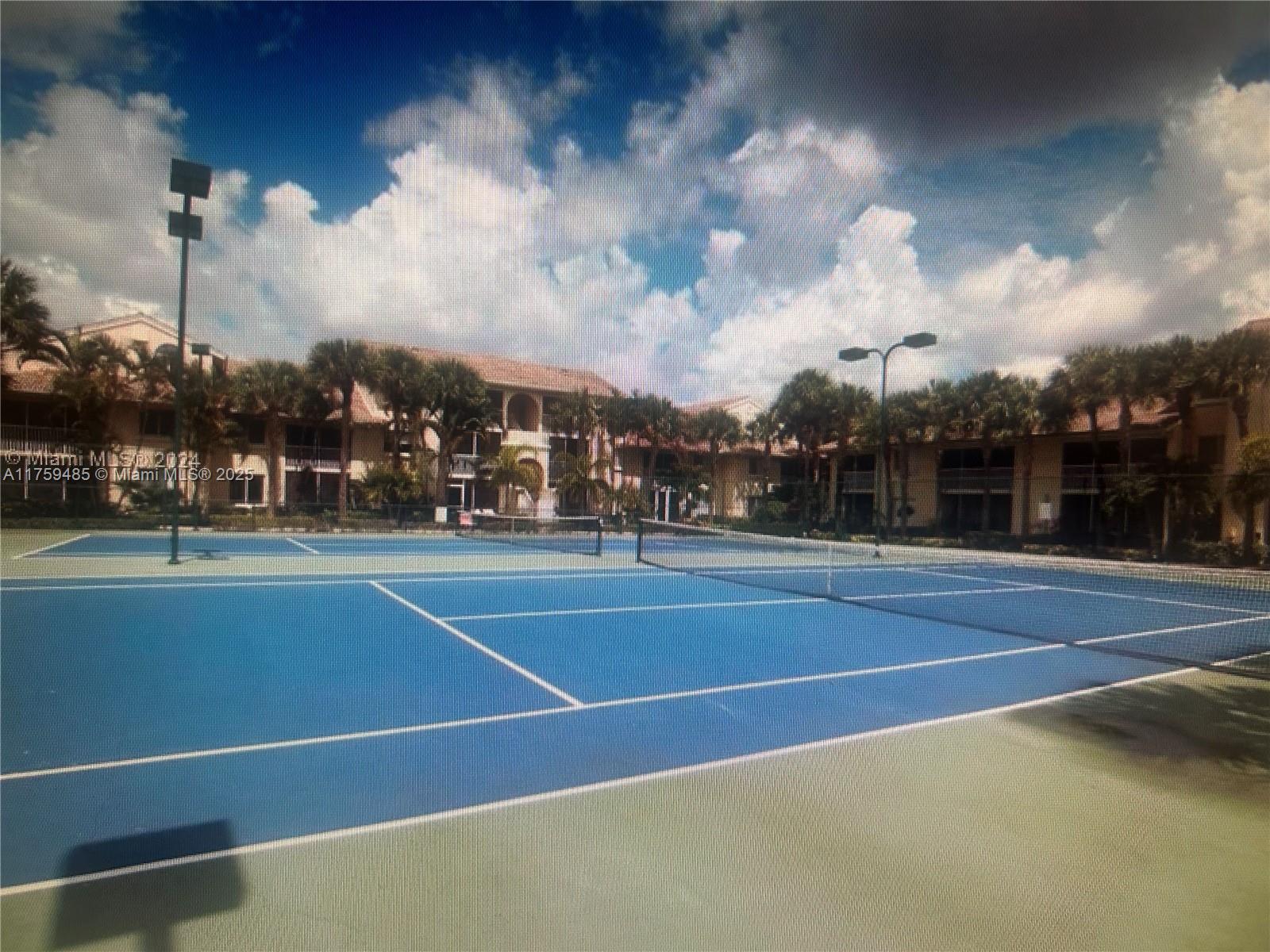 STERLING VILLAGES OF PALM - Residential Lease