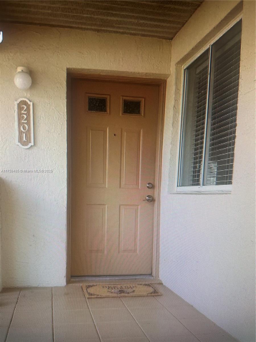 STERLING VILLAGES OF PALM - Residential Lease