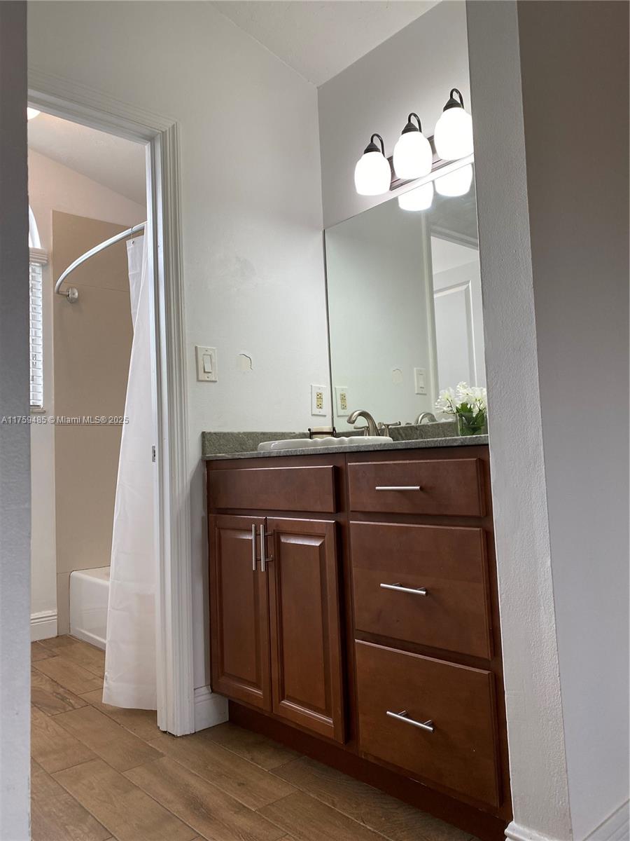 STERLING VILLAGES OF PALM - Residential Lease