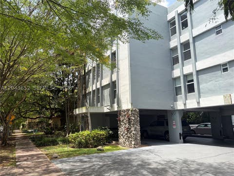 Photo of 820 Salzedo St #405, Coral Gables, FL 33134 (MLS # A12043652)