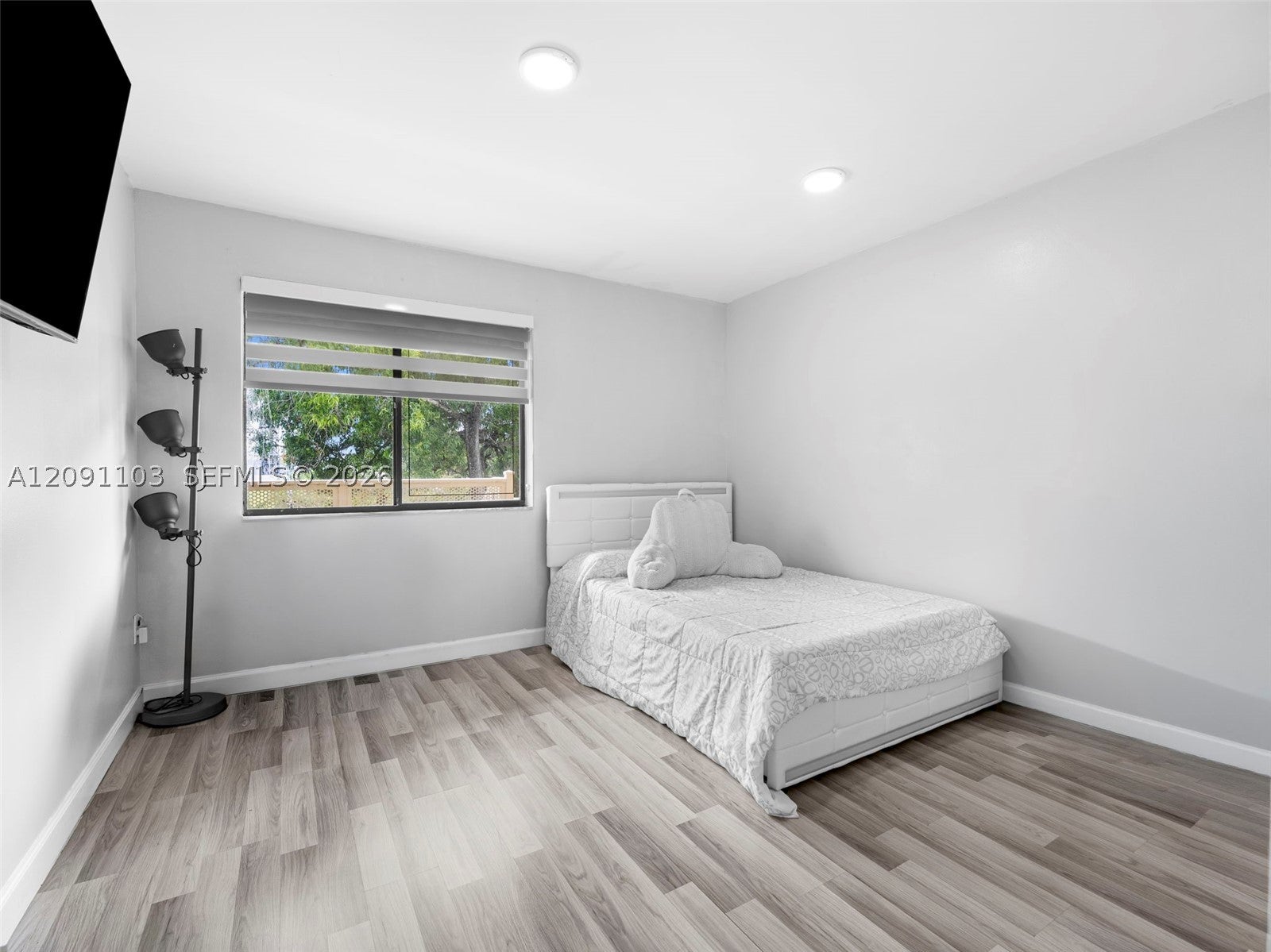 400 NW 214th St 203