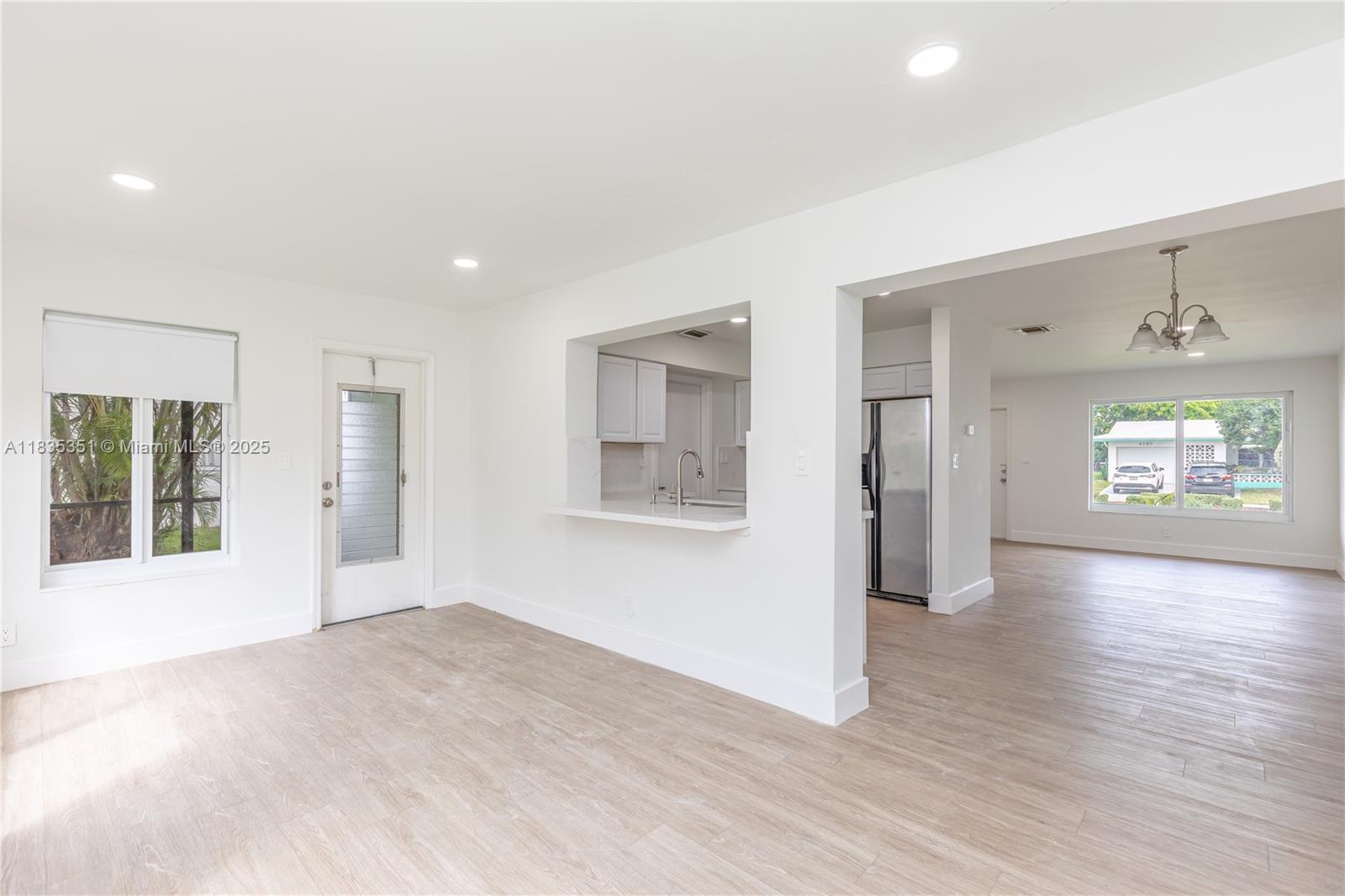 MAINLANDS OF TAMARAC LAKE - Residential