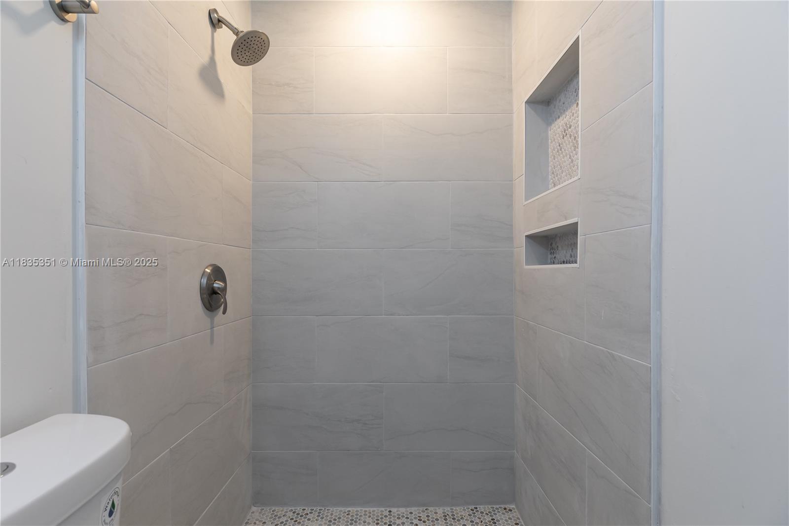 MAINLANDS OF TAMARAC LAKE - Residential