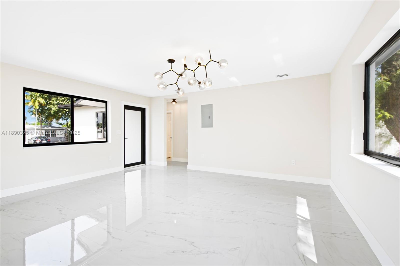 HOPPERS GARDEN - Residential