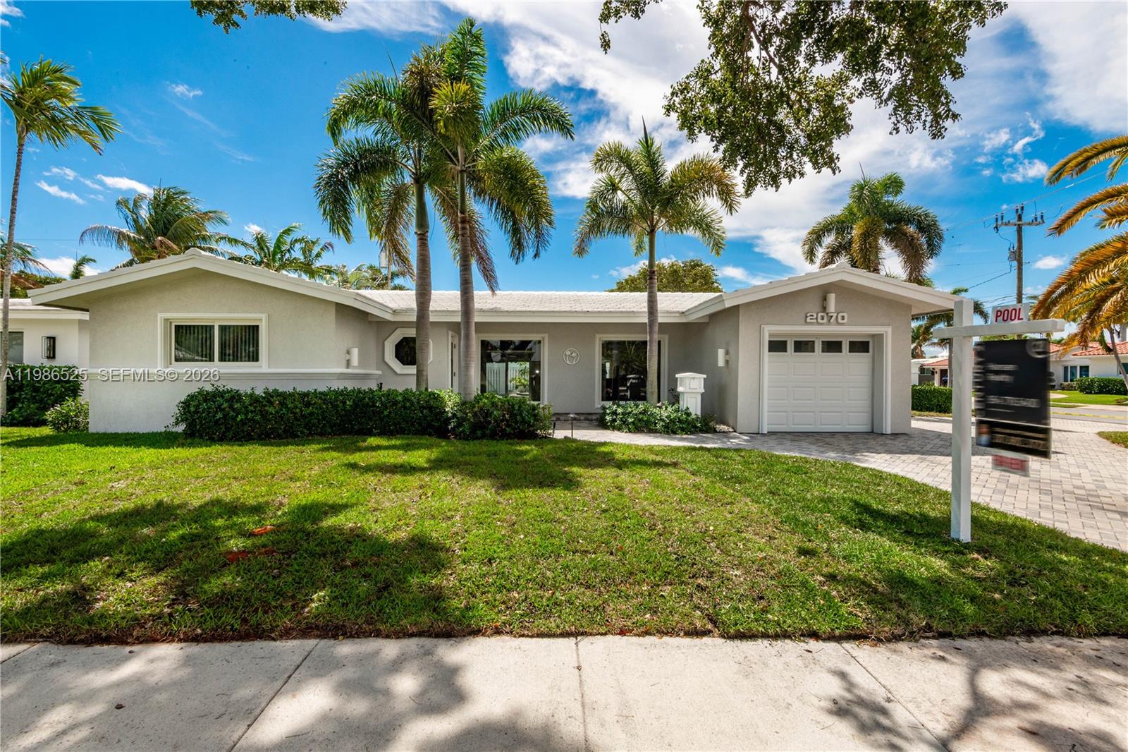 IMPERIAL POINT - Residential Lease